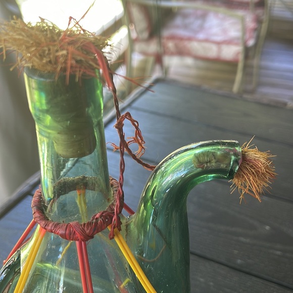 🍷Vintage Italian Blown Green Glass Wine Decanter 🍷 - Picture 9 of 14